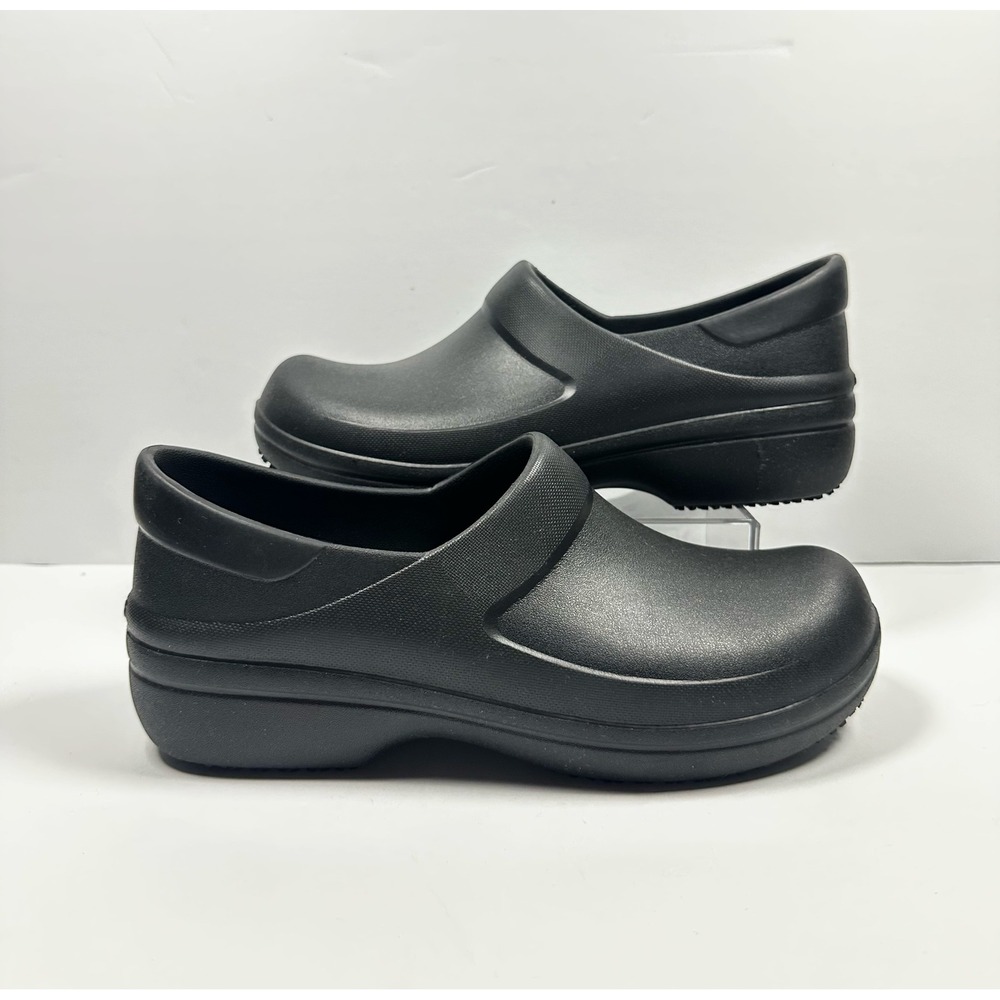 Crocs Neria Pro II Work Clogs Black Slip Resistant Shoes 205384 Womens 9